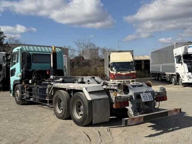 NISSAN DIESEL QUON 2013 Image 31