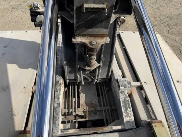 NISSAN DIESEL QUON 2013 Image 31