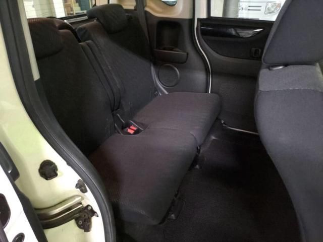 HONDA N BOX CUSTOM 2012 Image 31