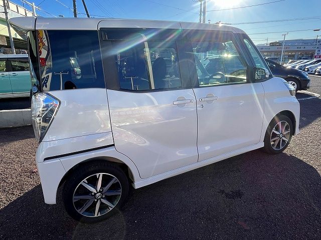 NISSAN DAYZ ROOX 2018 Image 31