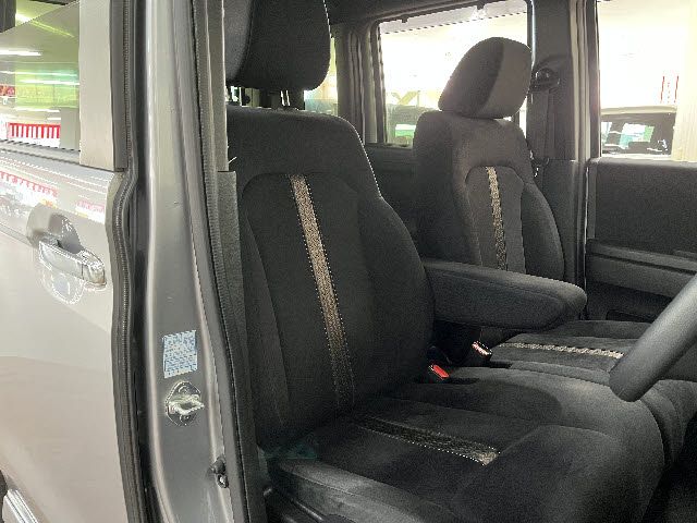 HONDA N BOX CUSTOM 4WD 2019 Image 31