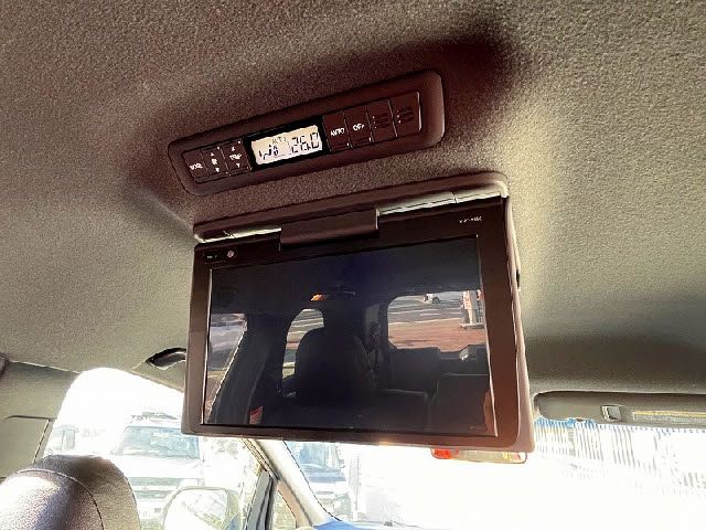 TOYOTA ESTIMA 2018 Image 31