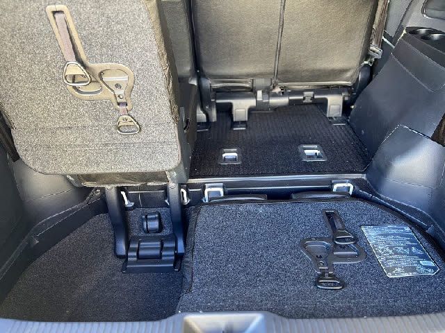 TOYOTA ESTIMA 2018 Image 31