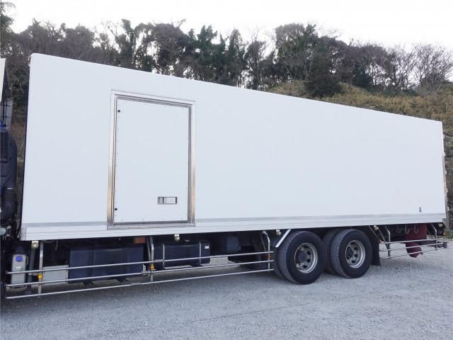 NISSAN DIESEL QUON 2015 Image 31