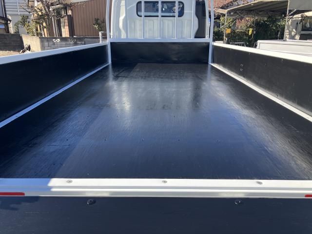 MITSUBISHI CANTER 2023 Image 31