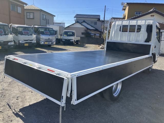 MITSUBISHI CANTER 2023 Image 31