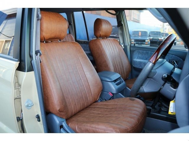 TOYOTA LANDCRUISER PRADO 2001 Image 31