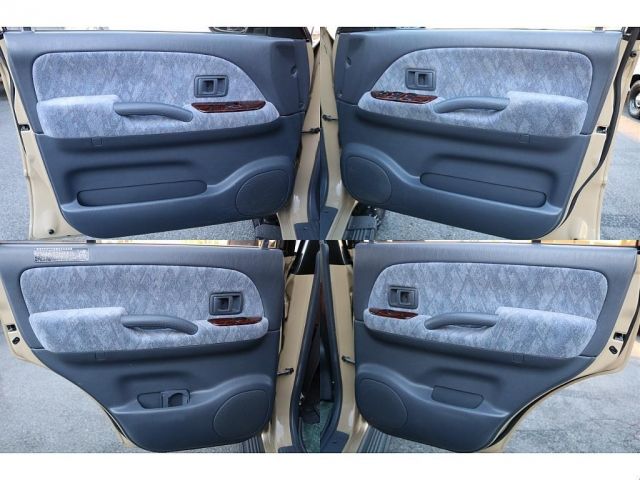 TOYOTA LANDCRUISER PRADO 2001 Image 31