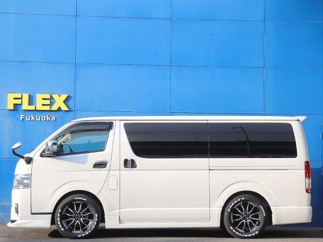 TOYOTA HIACE VAN 2WD 2024 Image 31