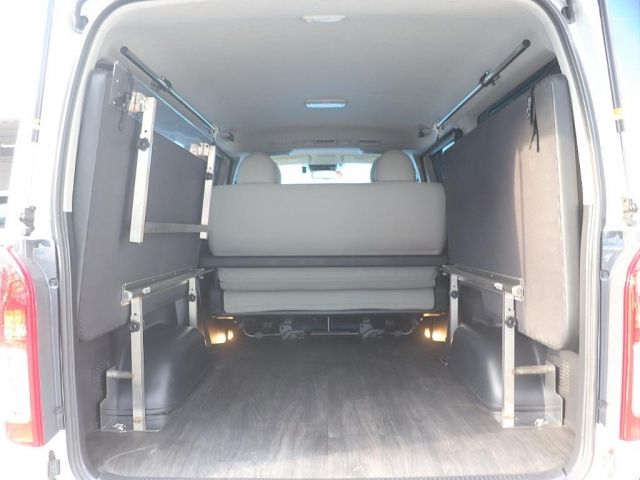 TOYOTA HIACE VAN 2WD 2024 Image 31