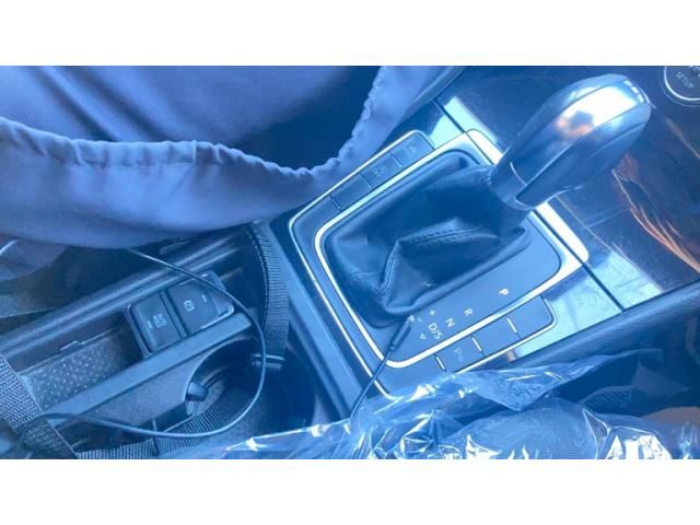 VOLKSWAGEN GOLF 2014 Image 31