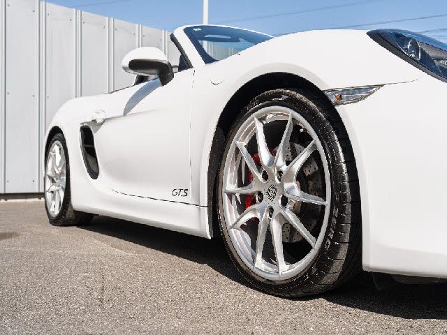 PORSCHE BOXSTER 2016 Image 31