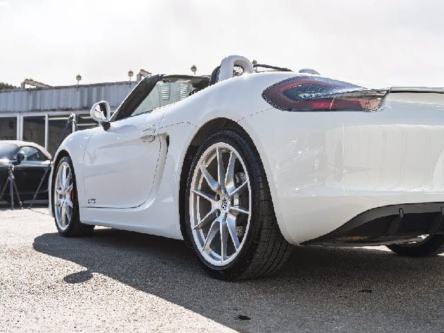 PORSCHE BOXSTER 2016 Image 31