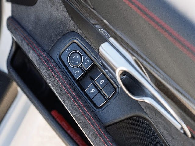 PORSCHE BOXSTER 2016 Image 31