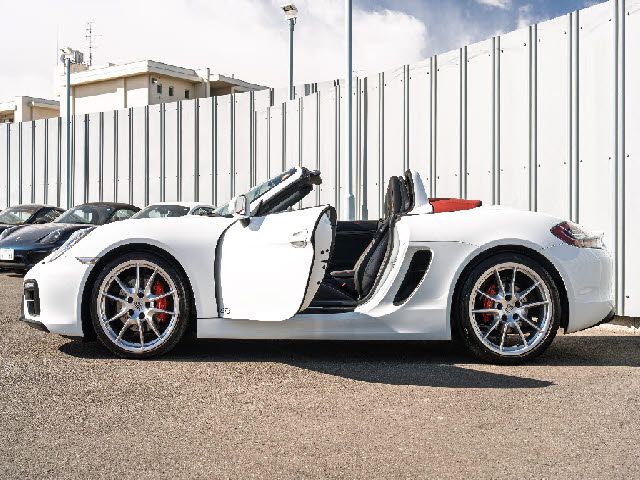 PORSCHE BOXSTER 2016 Image 31