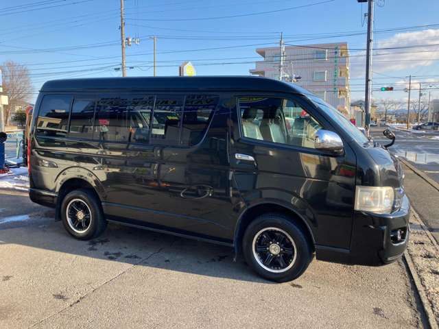 TOYOTA HIACE WAGON 4WD 2010 Image 31