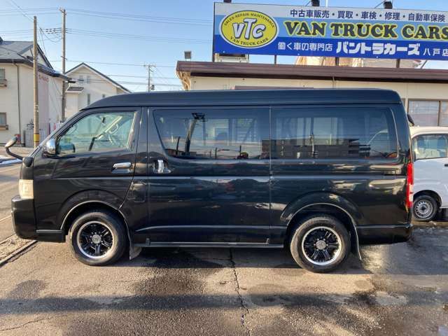 TOYOTA HIACE WAGON 4WD 2010 Image 31