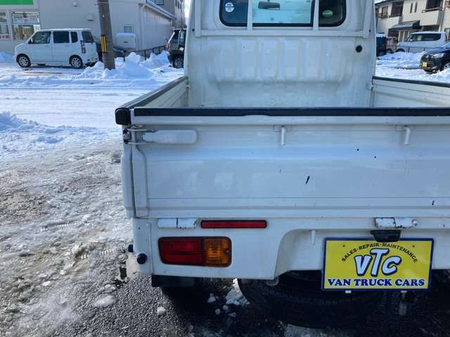DAIHATSU HIJET TRUCK 4WD 2016 Image 31