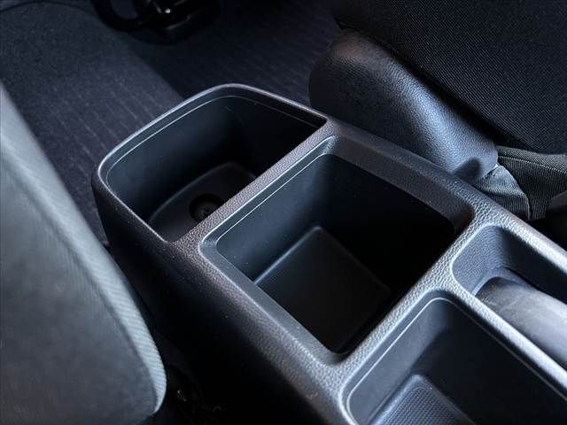 HONDA FIT 2017 Image 31