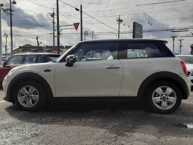 BMW MINI COOPER D 2016 Image 31