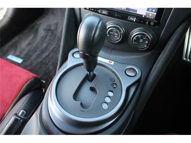 NISSAN FAIRLADY Z 2014 Image 31