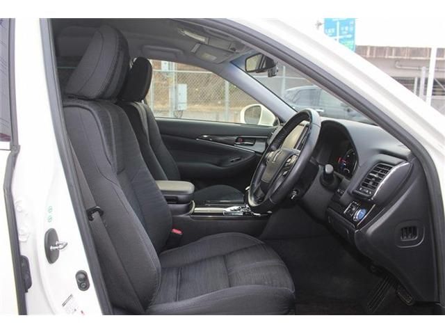 TOYOTA CROWN SEDAN HYBRID 2013 Image 31