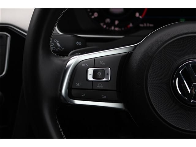 VOLKSWAGEN PASSAT VA 2017 Image 31