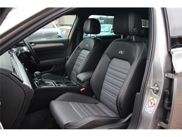 VOLKSWAGEN PASSAT VA 2017 Image 31