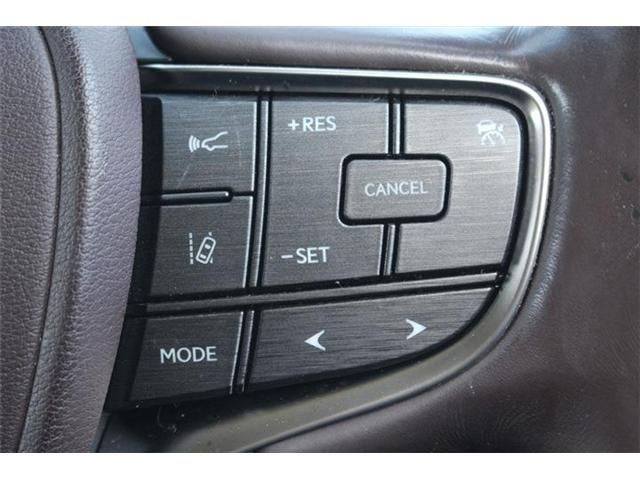 TOYOTA LEXUS LS500H 4WD 2017 Image 31