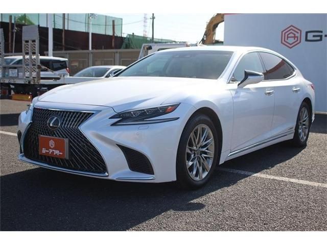 TOYOTA LEXUS LS500H 4WD 2017 Image 31