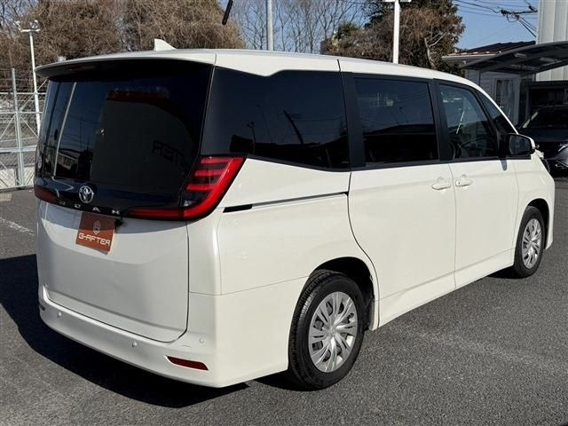 TOYOTA NOAH 2022 Image 31
