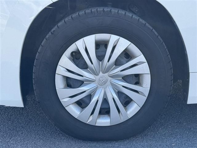 TOYOTA NOAH 2022 Image 31