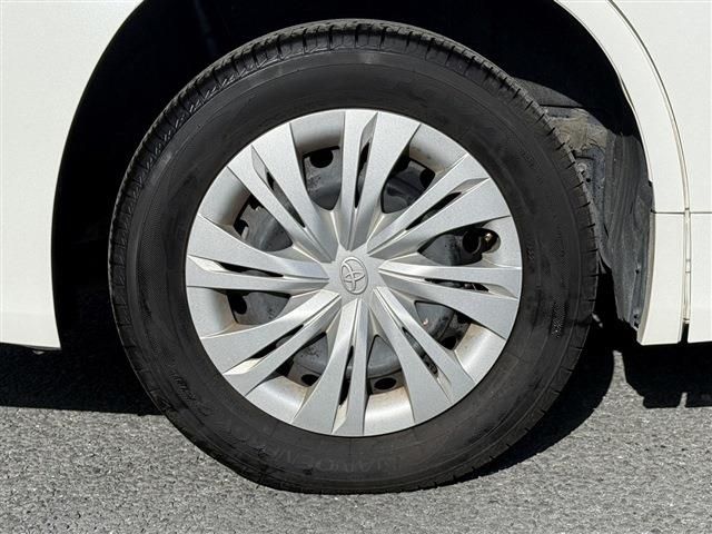 TOYOTA NOAH 2022 Image 31