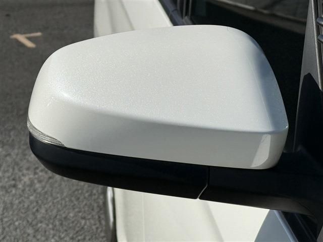 TOYOTA NOAH 2022 Image 31