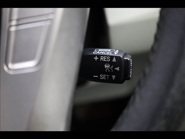 TOYOTA PRIUS 2013 Image 31