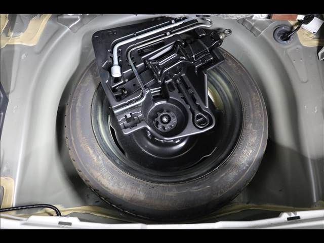 TOYOTA PRIUS 2013 Image 31