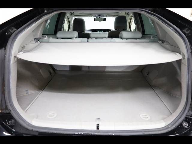 TOYOTA PRIUS 2013 Image 31