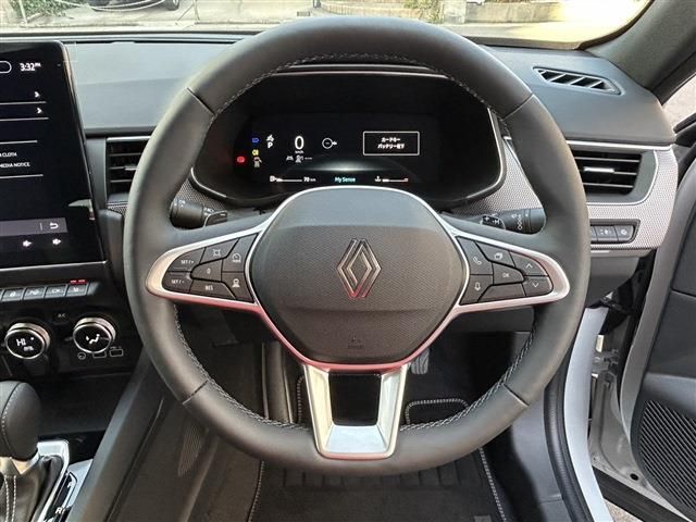 RENAULT ARKANA 2025 Image 31