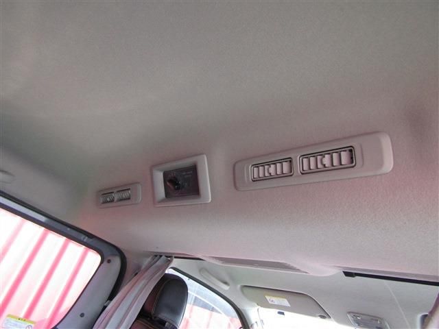 NISSAN NV350 CARAVAN 2021 Image 31