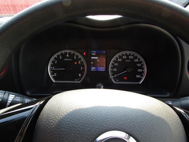 NISSAN NV350 CARAVAN 2021 Image 31