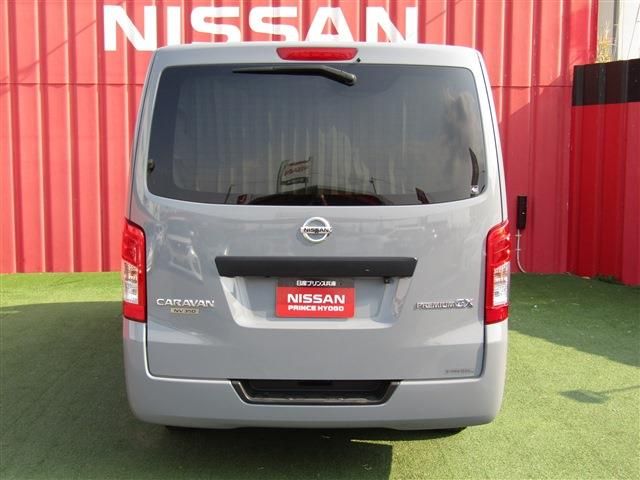 NISSAN NV350 CARAVAN 2021 Image 31