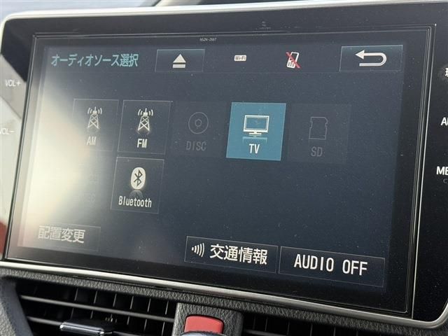 TOYOTA VOXY 2016 Image 31