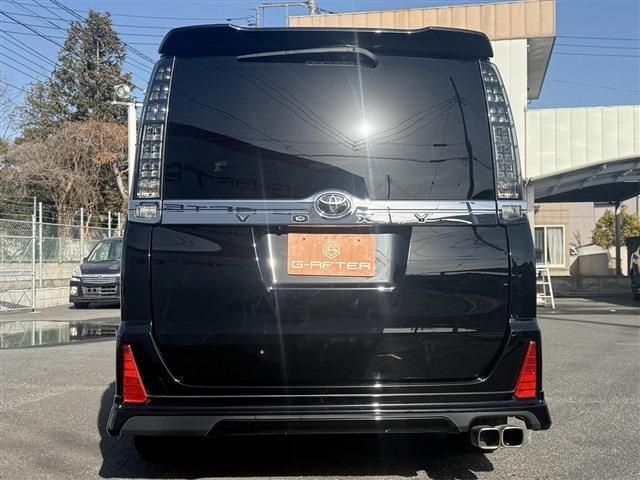 TOYOTA VOXY 2016 Image 31