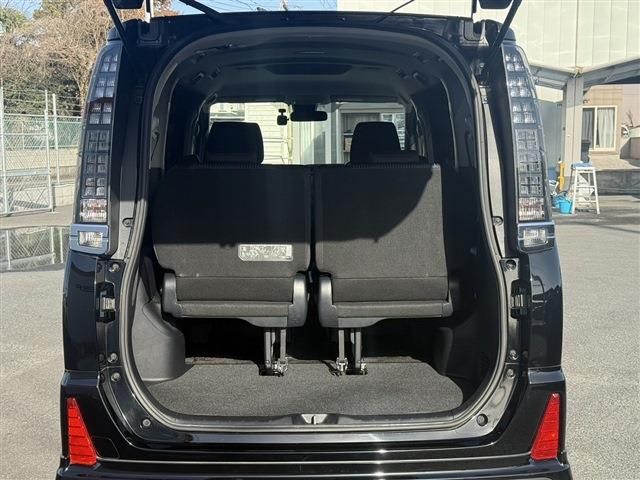 TOYOTA VOXY 2016 Image 31