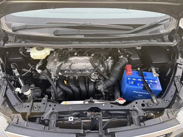 TOYOTA VOXY 2016 Image 31