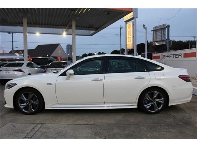 TOYOTA CROWN SEDAN HYBRID 2018 Image 31