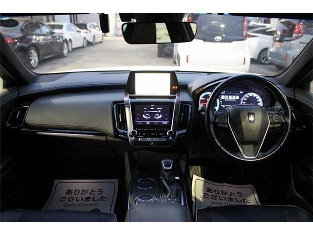 TOYOTA CROWN SEDAN HYBRID 2018 Image 31