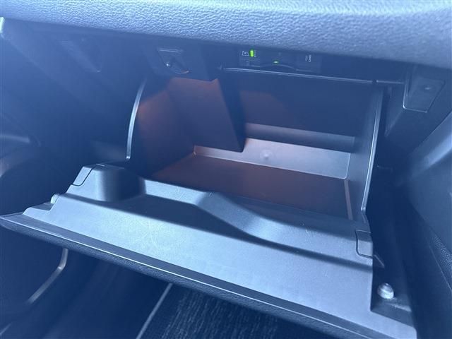 JEEP RENEGADE 2021 Image 31