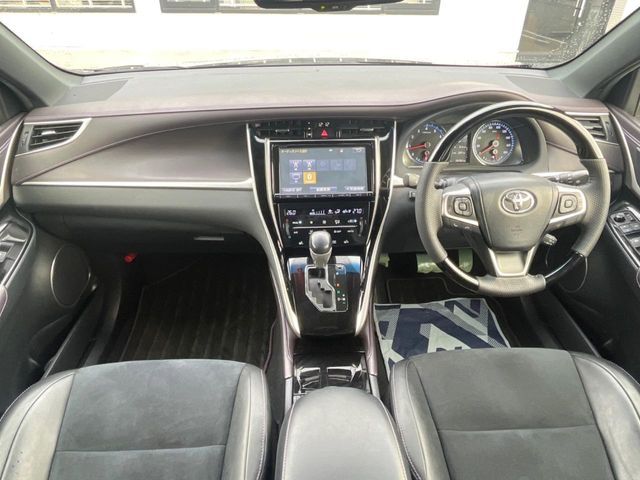 TOYOTA HARRIER 2WD 2016 Image 31
