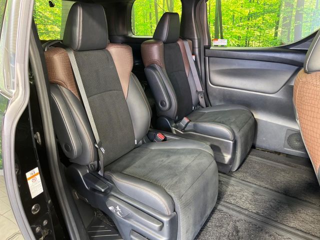 TOYOTA ALPHARD 2017 Image 31